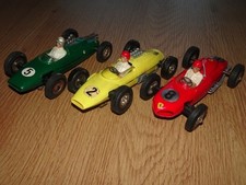 Carrera Universal 132 Auto  Cooper gelb * Ferrari  *  Lotus Monoposto