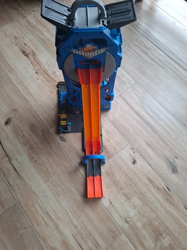 Hot wheels mega garage - hot, voll