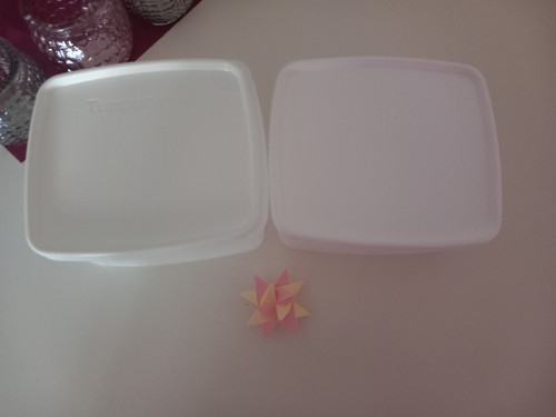 Tupperware - 🌺,