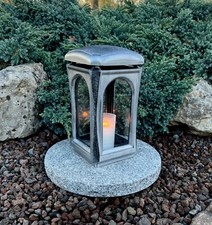 Grablaterne  Sockel Grablampe