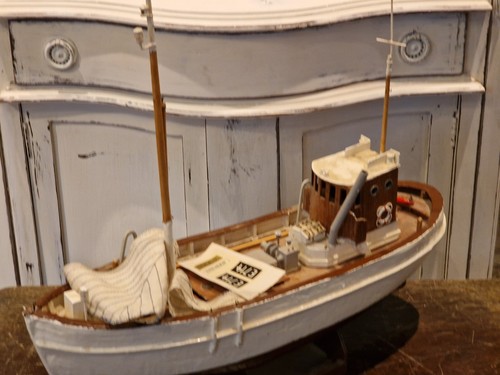 Altes schiffsmodel trawler - schiffsmodel,