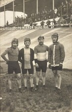 Foto Ak Radrennsport, Radrennfahrer, Rennbahn - 11246939