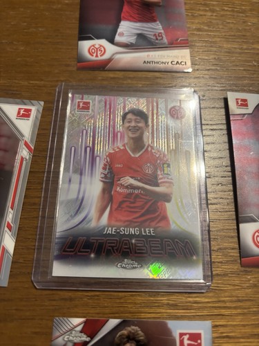 Topps chrome ultrabeam - 25/26,