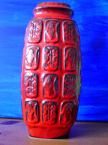 Vintage bay lava vase - vintage,