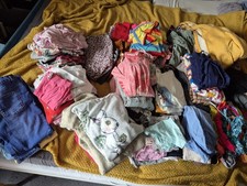 Kleiderpaket Mädchen 134/140 ca.123 Teile