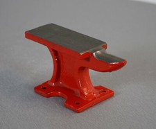 kleiner Eisen Miniatur Amboss