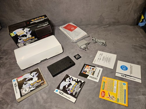 Nintendo dsi pokemon reshiram - nintendo,