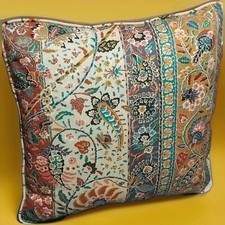 Exklusives Möbelkissen -