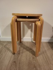 2× IKEA FROSTA Hocker / Tische – Vintage – gut erhalten, Birkenfurnier