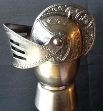 Vintage Faschenausguss  Flaschen Ausguß Ausgießer Ritter Ritterhelm Metall