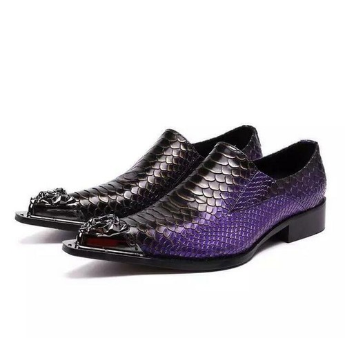 Herrenschuhe mit spitzer
