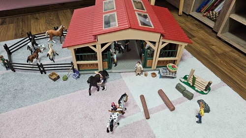 Schleich 42195 pferdestall - pferdestall, mit
