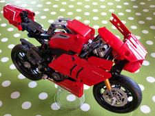 Lego Motorrad Ducati Panigale V4 komplett ohne Ständer rot 42107 ohne Schachtel