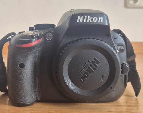 Nikon d5100 dslr kamera - nikon,