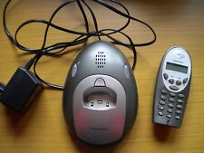 GRUNDIG  *  BS 3200  *  schnurlos Telefon     mit Ladestation