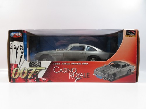 Ertl 39413 aston martin - 1:18,