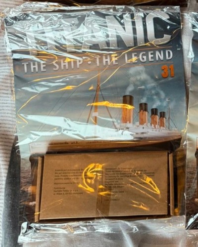 Build the titanic scale 200 - build,