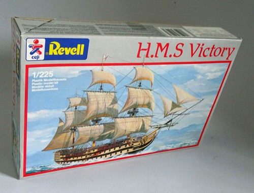 Revell 225 s victory - 1/225,