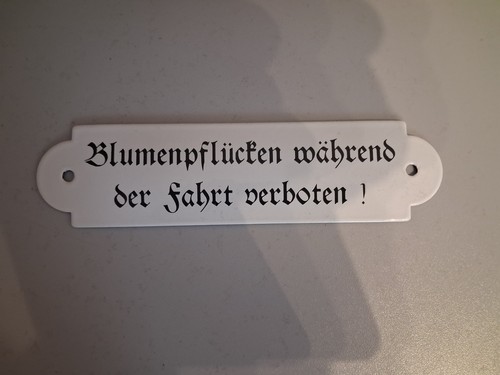 Emailzugschild