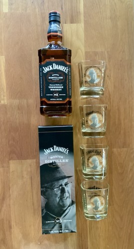 Jack daniel master distiller - daniel,