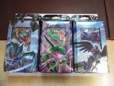 Viele verschiedene POKEMON