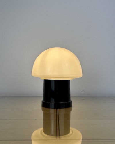 Vintage black mushroom table - black,
