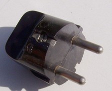 alter Stecker Bakelit