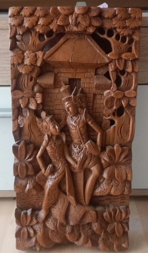 Handgeschnitztes holzrelief - handgeschnitztes,