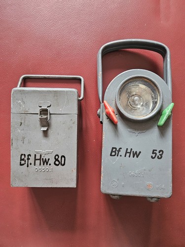 Bahnlampe und batterie kasten - und,