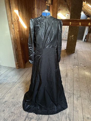 Elegantes schwarzes abendkleid - elegantes,