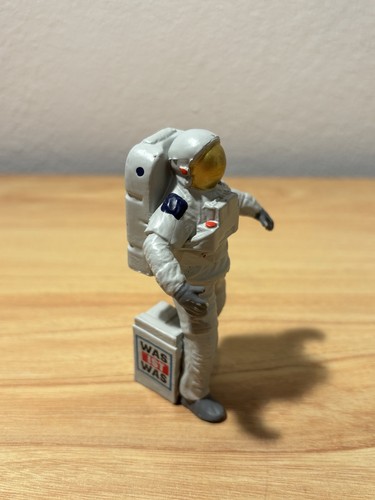 Was ist - ist, astronaut
