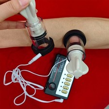 E-stim Vakuum Nippelsauger Brustpumpe Bruststimulation Brustklemmen SM Bondage