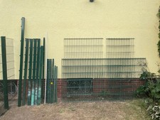 Konvolut Reste Doppelstabmattenzaun 6/5/6 Höhen 1,03 1,23m und 1,83m und Pfosten
