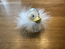 Seltene Lufthansa HON First Class Lounge München Ente Wieder Dahoam inkl. Addons