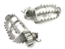 SWM SM 125 R [2018] - Schuhvorwürfe Rast Pedale Driver's Repot - Bass ?