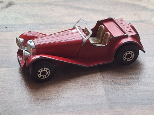 Matchbox superfast jaguar - matchbox,