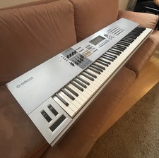 Keyboard Yamaha Motif ES8