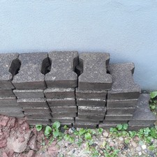 Verbundpflastersteine ca. 6 Quadratmeter kostenlos an Selbstabholer abzugeben