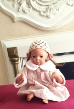 TOP ZUSTAND !!  "Mädchen" mit Häkelmütze  von Helga Matejka  ??