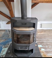 Schwedenofen/Kaminofen der Marke Caminos Modell Kantus, Nennwärmeleistung