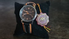 Armbanduhr World Watch Group