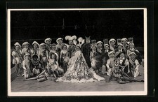 AK München-Solln, Circus-Stadt Liliput, C. H. Schäfers, Liliputaner im Kostüm 