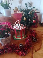 Vogelhaus Weihnachts-Design Handarbeit Rot Grün Weiß Mit Mosaik-Dach 