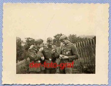 Foto, 3 Soldaten, Orden, um