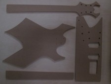 Warlock Gitarre Schablone templates Gitarrenbau