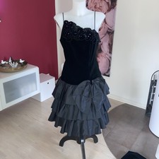 Wunderhübsches Cocktailkleid schwarzer Samtcorsage Taftrock Samt-Jäckchen Gr  40