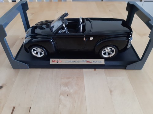 Diecast chevrolet ssr concept - diecast,