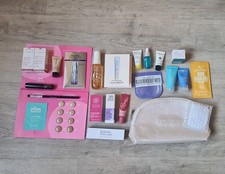 23 verschiedene Kosmetikproben