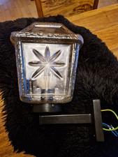 Alte außen Wandlampe - Glas / Metall mit neuer E27 Fassung