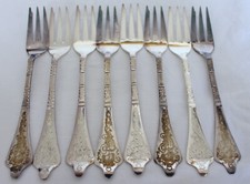 8 SCHÖNE ALTE KUCHENGABELN